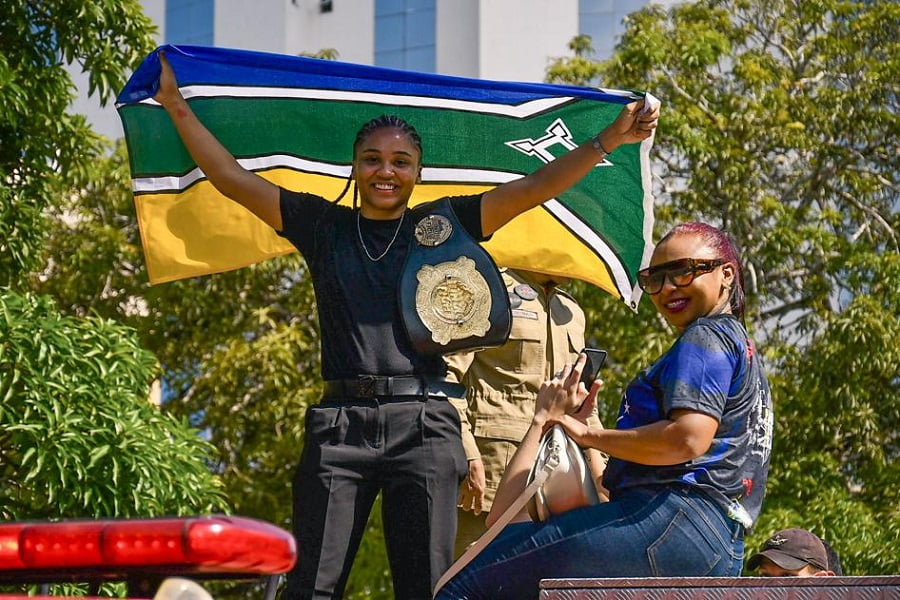 ‘Ninguém dava nada por mim’, diz amapaense campeã do Jungle Fight 