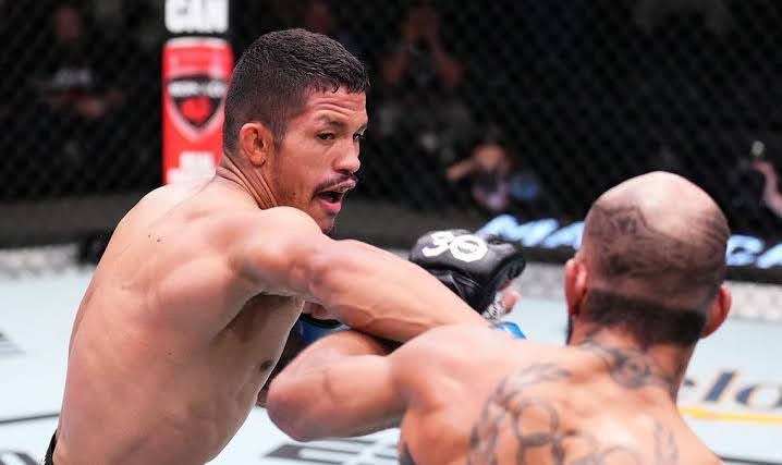 Lutador amapaense Rafael ‘Macapá’ Estevam vence em sua estreia no UFC