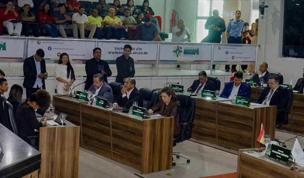 Vereadores rejeitam parecer e votam pela continuidade de processo contra o vice-prefeito de Macapá